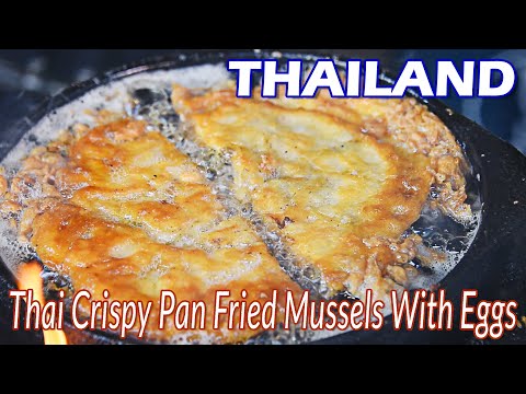 Thai Street Food | Fried Mussel With Eggs(Hoy Tod,หอยทอด), Bean Sprouts and Chilli Sauce,Chanthaburi