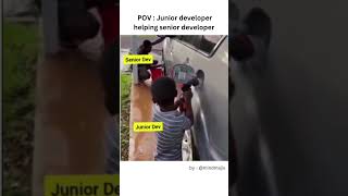 😅 Junior vs Senior Developer #developermemes #codingmemes #funny #comedy #Programmingmemes