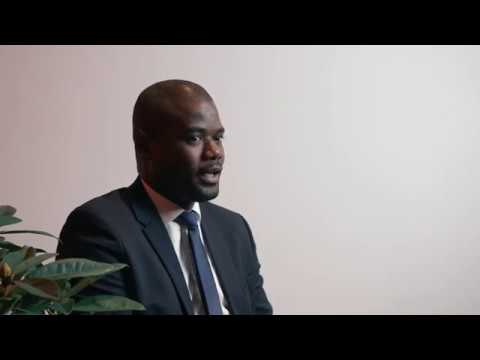 Chargé d'affaires (Sharp France, French)