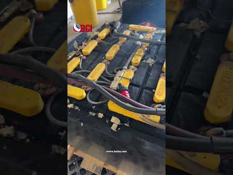 🔋 Forklift Battery Maintenance 101: Clean Terminals = Big Savings