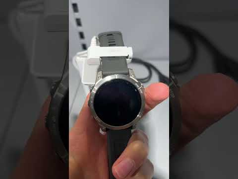 Check out the Garmin Fenix 7 in Silver with a Graphite Band! 💪 #garmin #fenix7