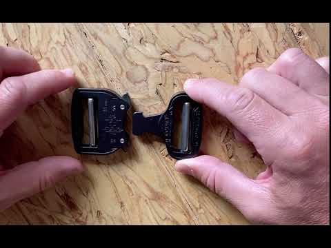 The Cobra Buckle