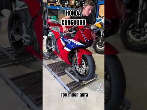 Honda CBR600RR #honda #cbr600rr #sportsbike #bikelife #hondacbr600rr #motogp #roadracing #isleofman