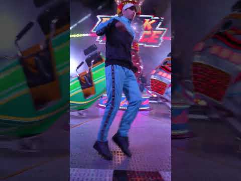 HAKKEN ON A BREAK DANCE