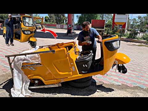 Three Wheel Small Family Vehicle Assembling || TVS Rickshow Assembling Process