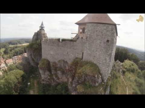 Burg Hohenstein aus der Luft