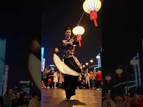 🔥 Ultra-Realistic Chinese Street Dance | Hanfu Meets Hip-Hop | Cinematic Kung Fu Choreo 🎭💃