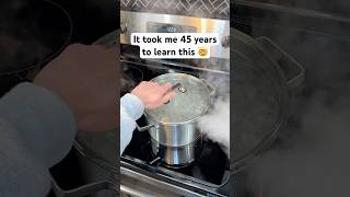 Easiest way to make rice 🍚 #lifehacks #tipsandtricks #kitchenhacks #cookinghacks #cookingtips #diy