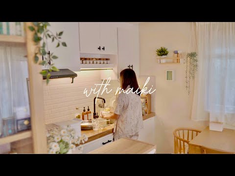 Home Vlog PH 🇵🇭 | Cook with me on a Rainy Morning, Tuyo for Breakfast & Visiting Cafe Kitsune