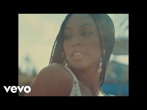 Beéle - frente al mar (Performance/Lyrics)