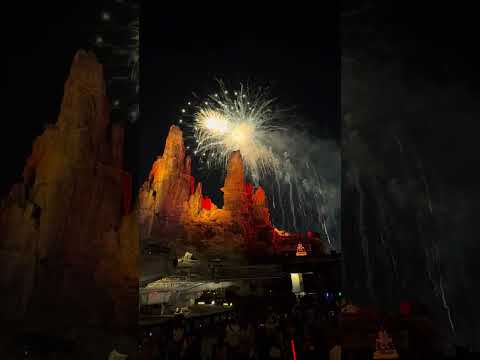 Disneyland Fireworks- Fire Of The Rising Moons