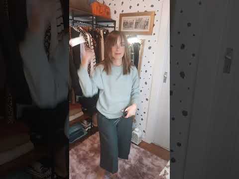 Del sofá a la calle. Look fácil con bermudas #ootd  #styleinspo #moda40ymas #estilocasual #outfit