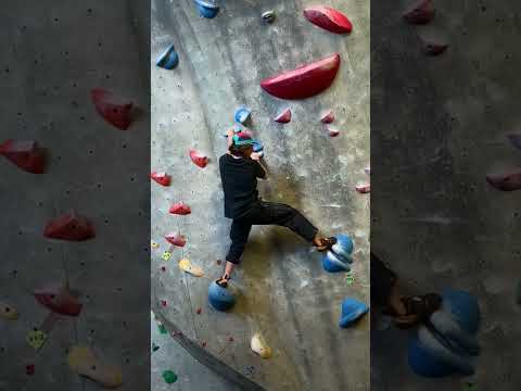 I need some beta. Hellllp 😅🧗‍♂️ #climbinggym #climber #climbing #bouldering #granola