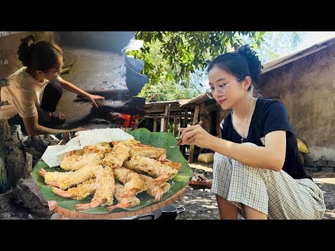 Vietnamese Girl and Grandma Build a Traditional Bamboo Cottage & Cook Local Dishes | Village Life
