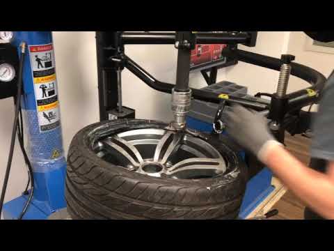 Tire Changer LT-3950A | 215/35/R17 Tire Mounting | Low-Profile & Run-flats | Major Tire Machine