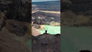 Wanna hike Santa Ana Volcano in El Salvador? Here’s what you need to know: 🌋 It’s 4 miles round