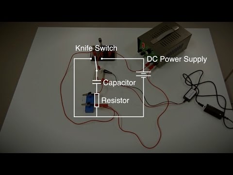 Charging and discharging a capacitor