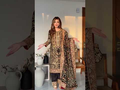 Ap convince hogaye? 🙈🤎 #geet #jabwemet #kareenakapoorkhan #fashionbloger #desi #bollywood