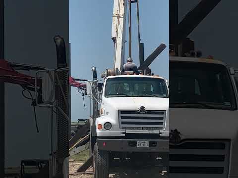 Eddie Be Pile driving wood pilings