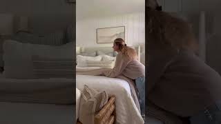 Serene Coastal Bedroom Decor Ideas for a Calm & Neutral Vibe!