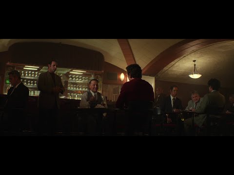 Mickey Cohen sits down with Ruddy (The Offer)