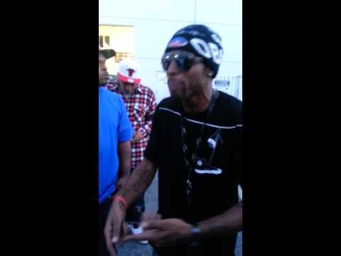 SHI DOGS HYPE MAN GETS KILLED IN FREESTYLE BATTLE!