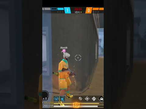 free fire 1vs4 funny video😂😂😂😂🤣🤣🤣