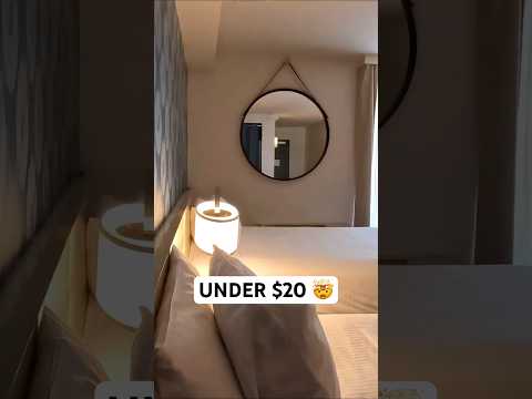 🤔 BEST CHEAPEST HOTEL ON THE LAST VEGAS STRIP? #lasvegas #vegas #shorts