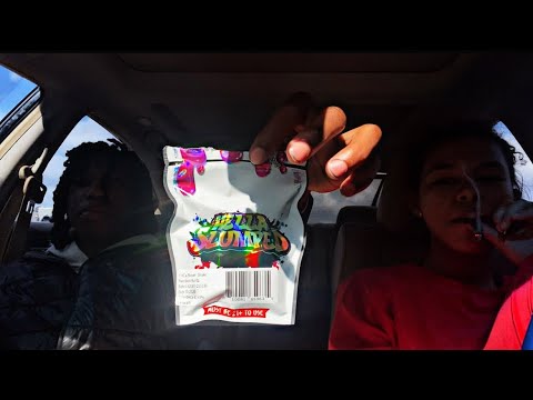 WE GOT HELLA SLUMPED HOTBOX SESH WITH GF😍🍃…