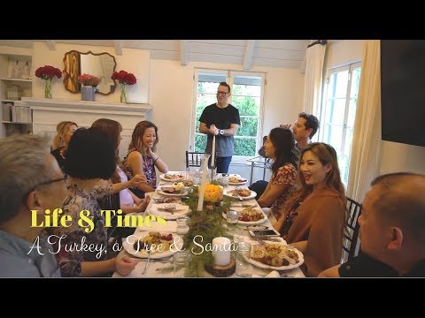 A Turkey, a Tree & Santa - Thanksgiving