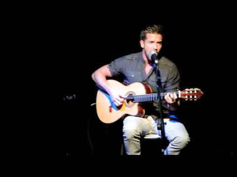 Pablo Alborán - Tanto (Showcase Santiago 03.01.12)