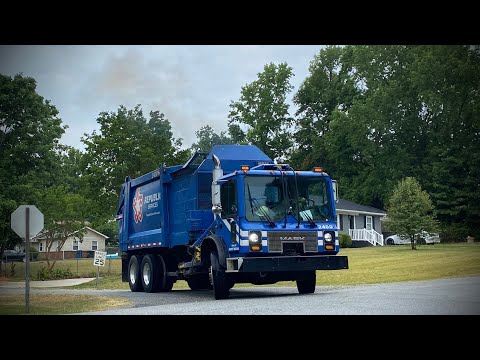 Ex Allied Waste Mack MR Heil Python