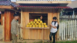 NHAT harvested a lot of pomelos to sell at the grand opening of his new store. Great hope