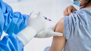 Vaccine mandate: Federal appeals court temporarily halts Biden’s vaccine rule