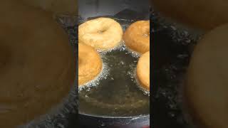 Who loves doughnut 🍩 #bakingtutorial #bakeryclass #baking