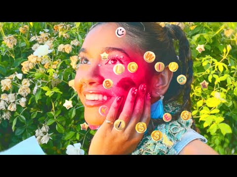 Paravi - Blowing Kisses (Official Music Video)