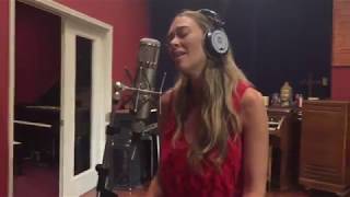 BEST EVER Joni Mitchell 'Help Me' cover by Naomi Mauro