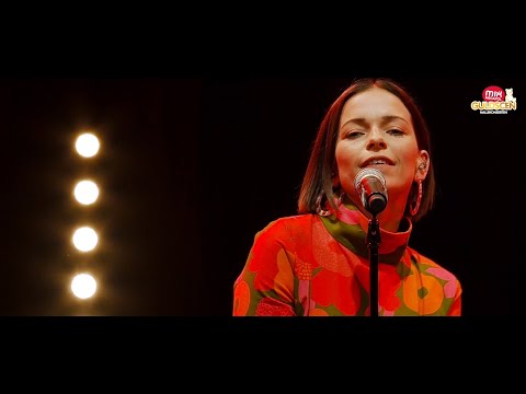Petra Marklund - Kärlekens tunga (Mix Megapols Guldscen - Nallekonserten 2021)