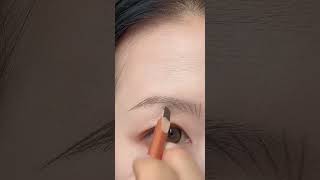 #eyemakeup #eyelinertutorialforbeginners #eyebrowdrawing #eyebrowdrawingTutorial