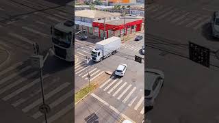 When My City's Traffic Lights Turn Off || ViralHog