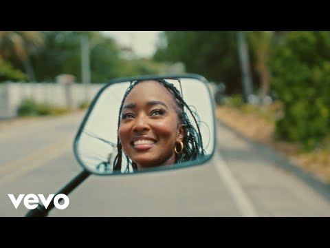 Beéle - morena (Performance/Lyrics)