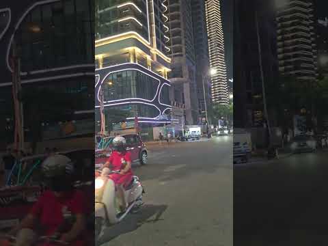 WARNING : don't get run over in Da Nang