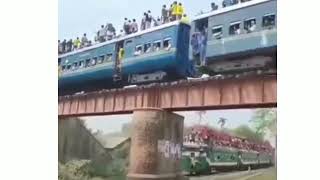 Train travel in Bangladesh - Gems of Internet