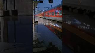 Why Medical Store Not In Railway Station 💊🩹💉 #indianrailways #medical #youtubeshorts #railwayworld