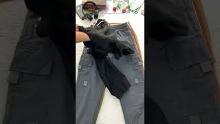 Men's Cargo Pants: Urban Style with Pockets #UrbanStyle #CargoPants