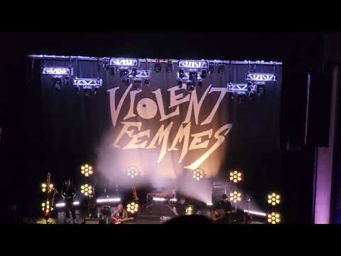 violentfemmes clip: "Blister in the Sun" / Violent Femmes (Connecticut 2023)