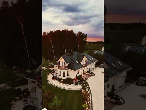 Billionaire luxury lifestyle #cars #motivation #luxury #billionaire #realestate  #shorts #viravideo