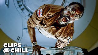 Alien BRUTALLY Breaks Dr. Hugh's Hand | Life (Jake Gyllenhaal, Ryan Reynolds)