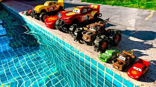 Looking for Disney Pixar Cars On the Rocky Road : Lightning McQueen, Mater, Dinoco McQueen, Mack