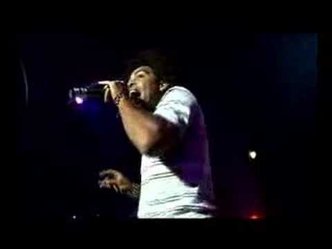 Lee Henry at Neyo gig